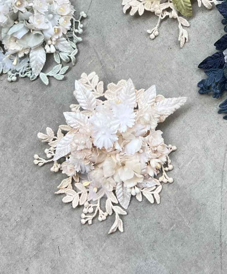 1620 corsage