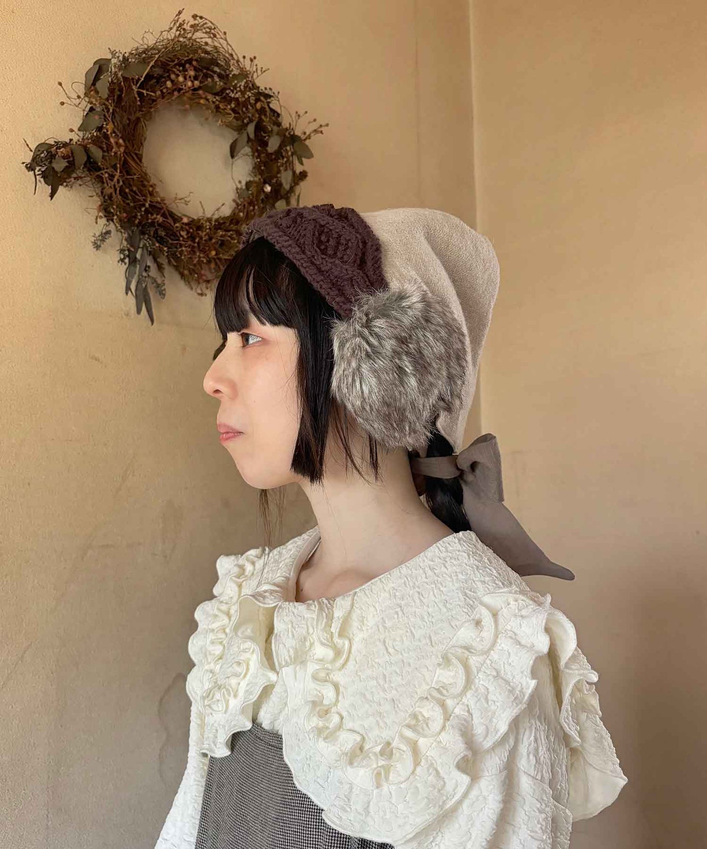 ファーのイヤーマフ付きハット