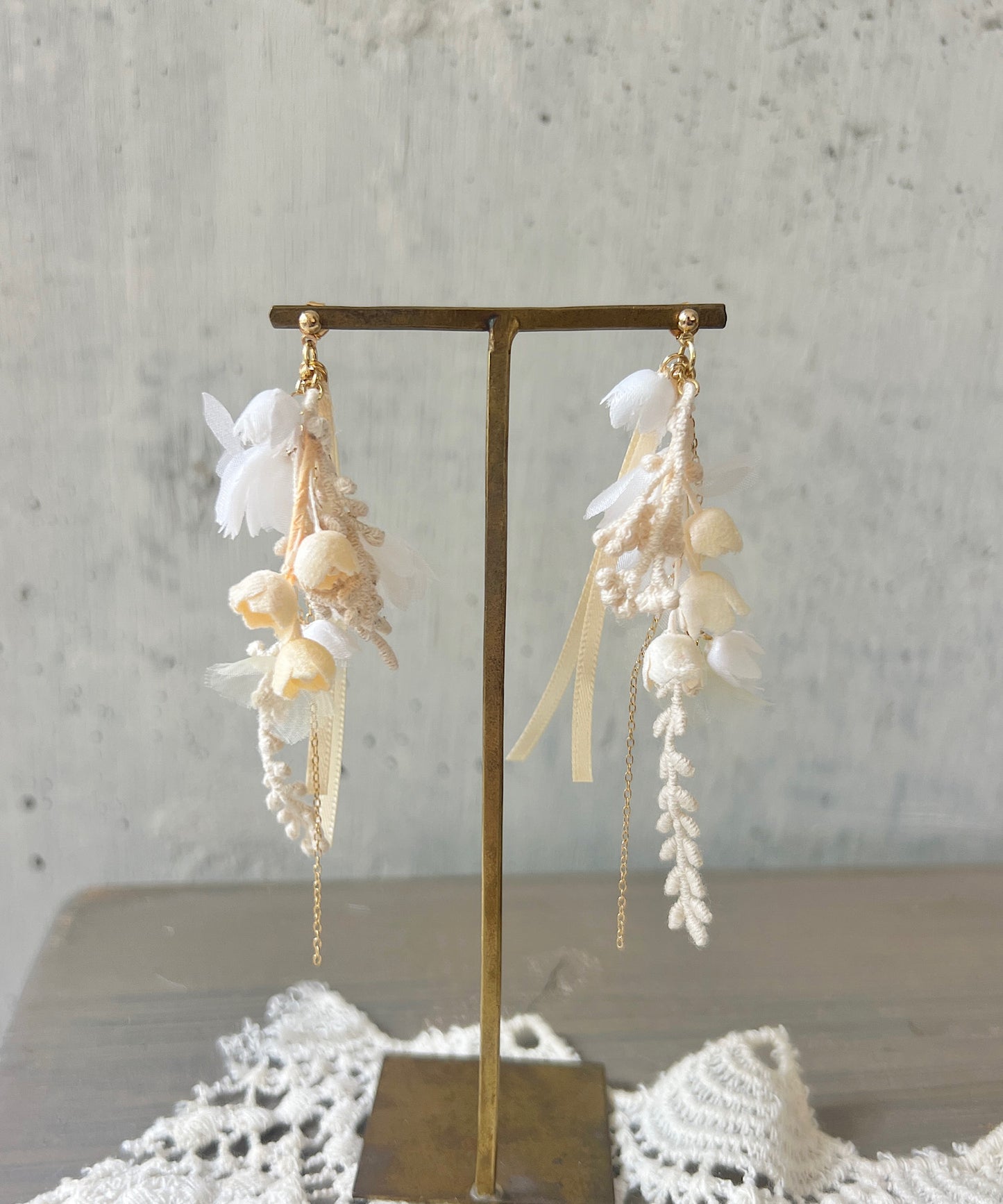 スズランの花束ピアス/イヤリング