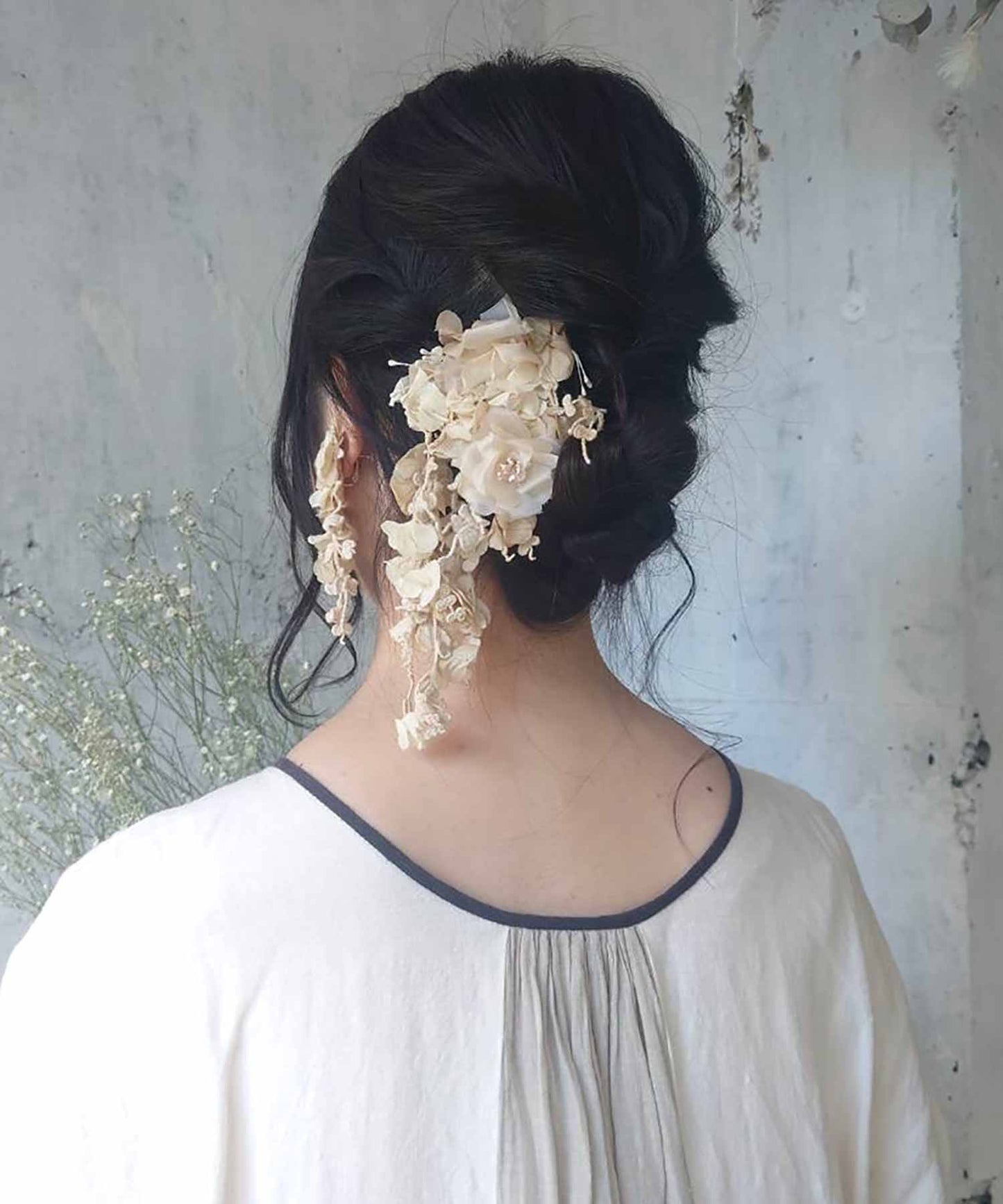 3325 corsage