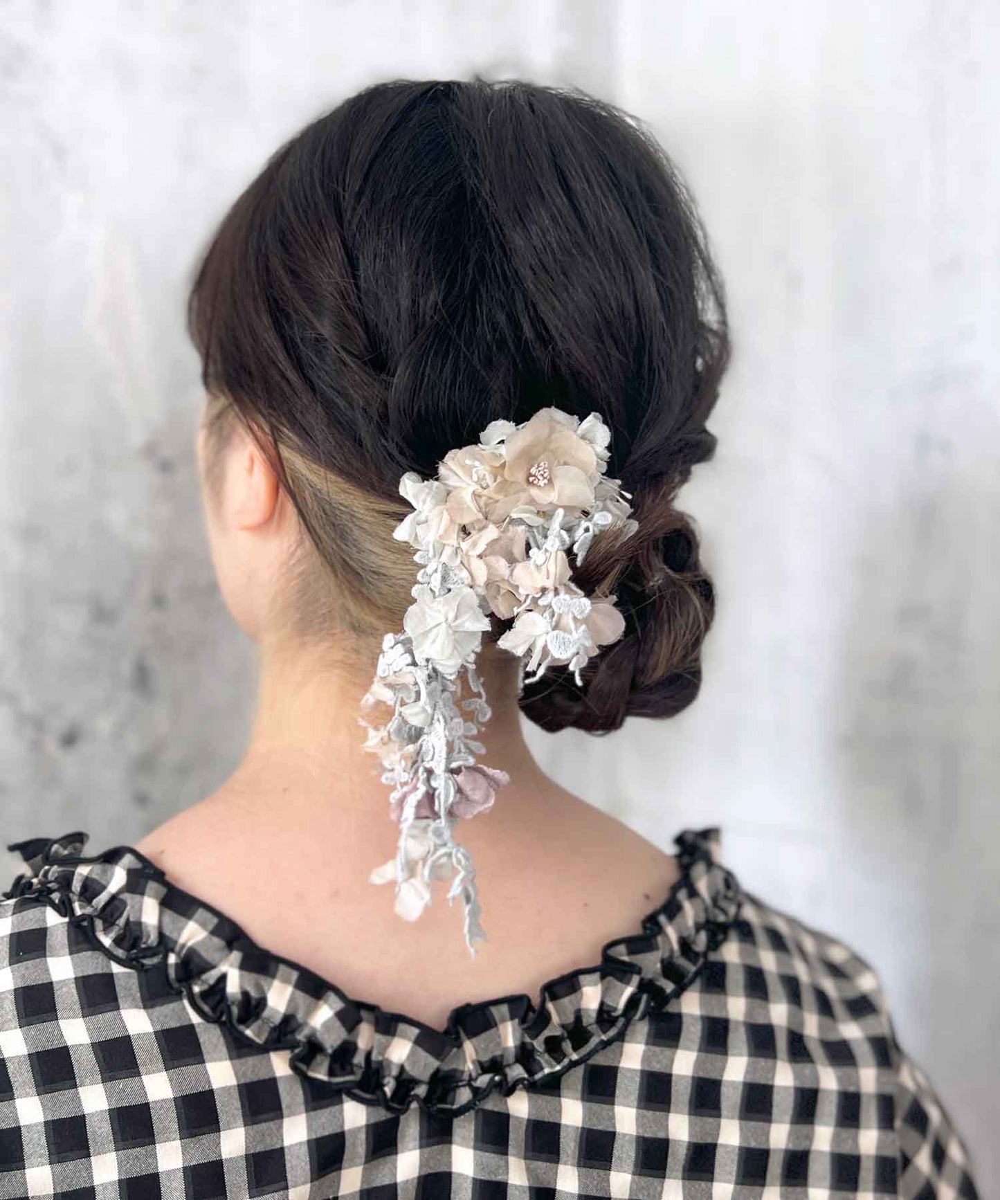 3325 corsage