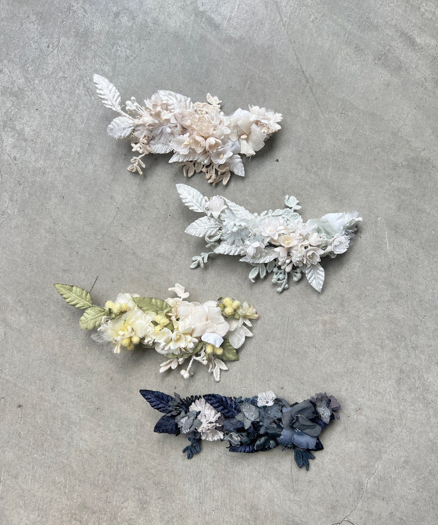 ツルリーフとお花のクリップ