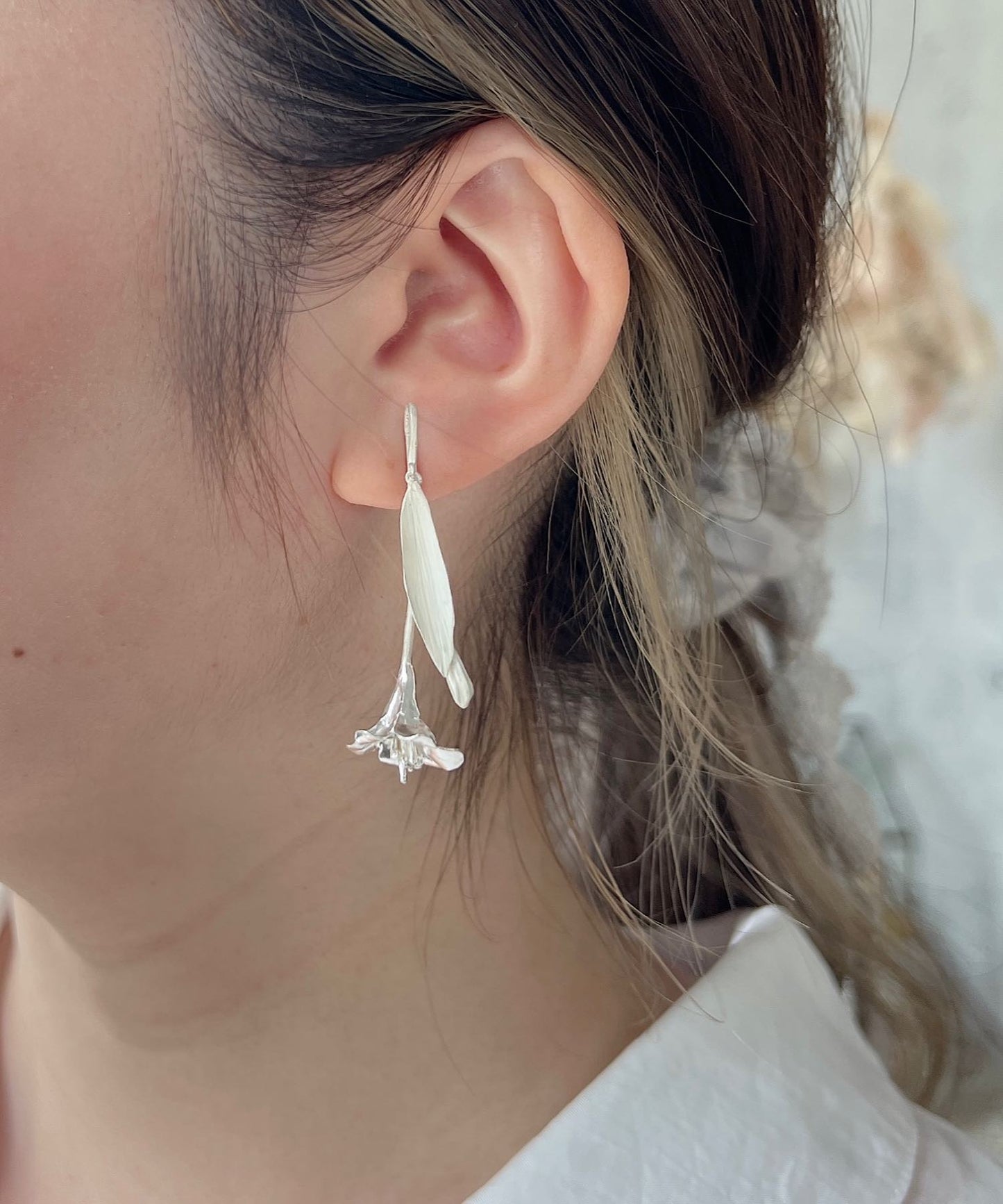 ユリのピアス