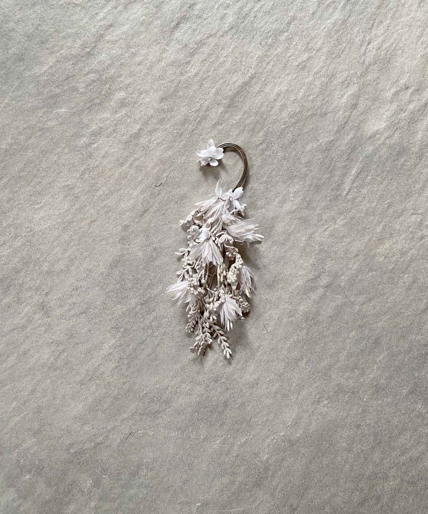 P-1 earcuff