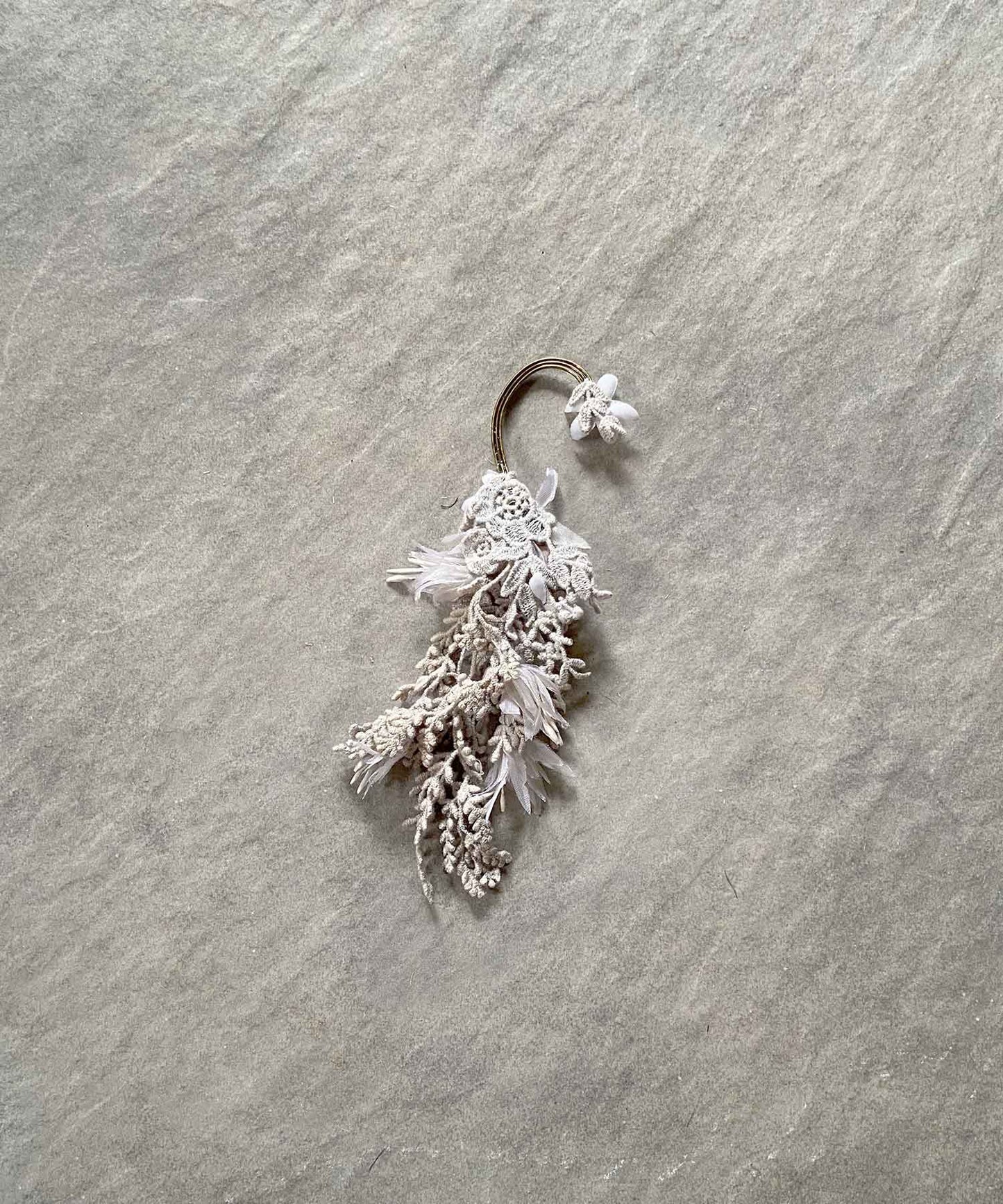 P-1 earcuff