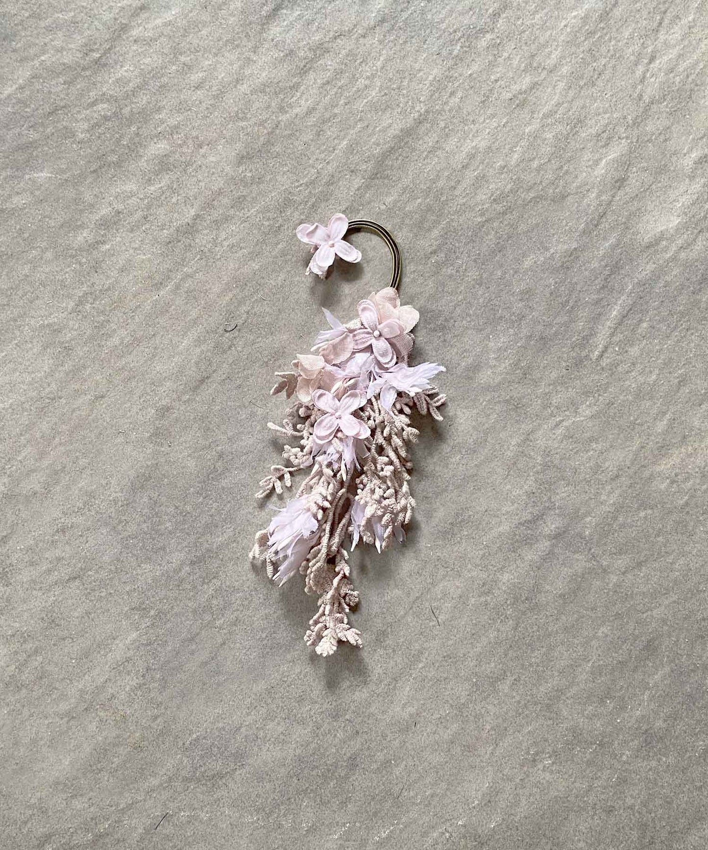 P-1 earcuff