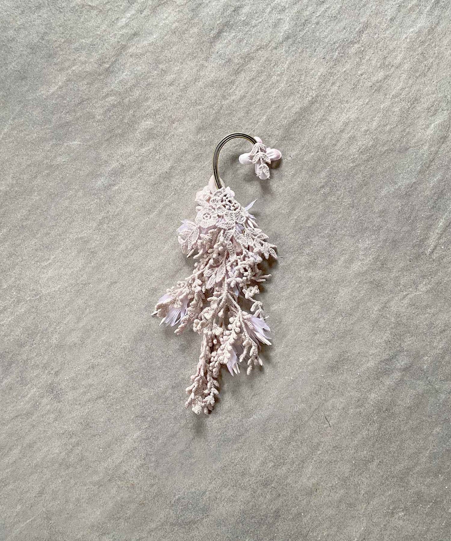 P-1 earcuff