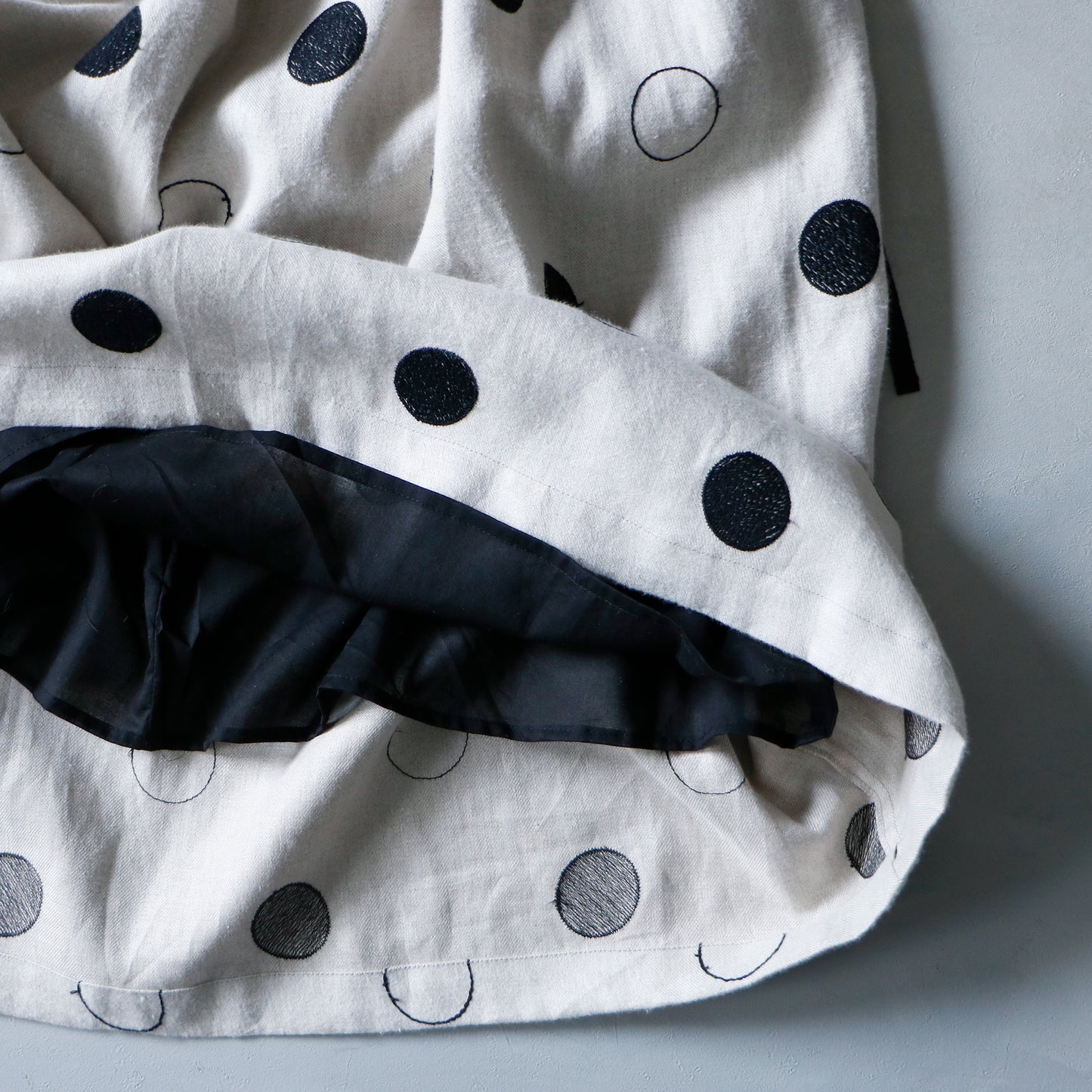 【MAGALI】RONDリネン・サイドボタンスカート