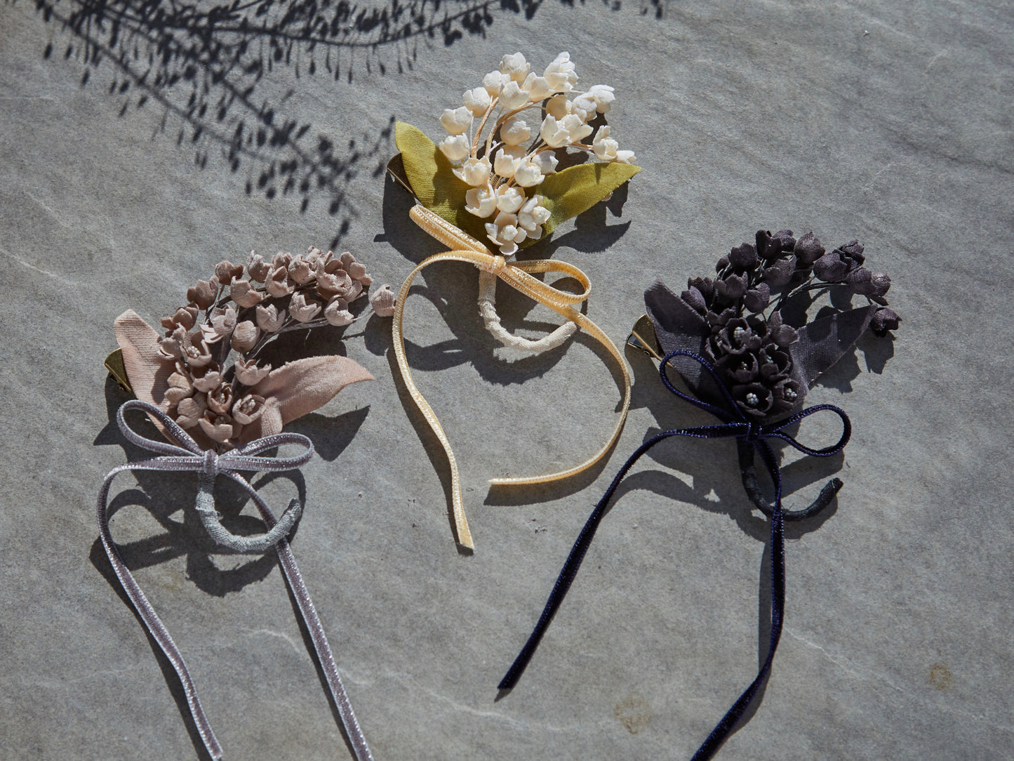 1305 corsage