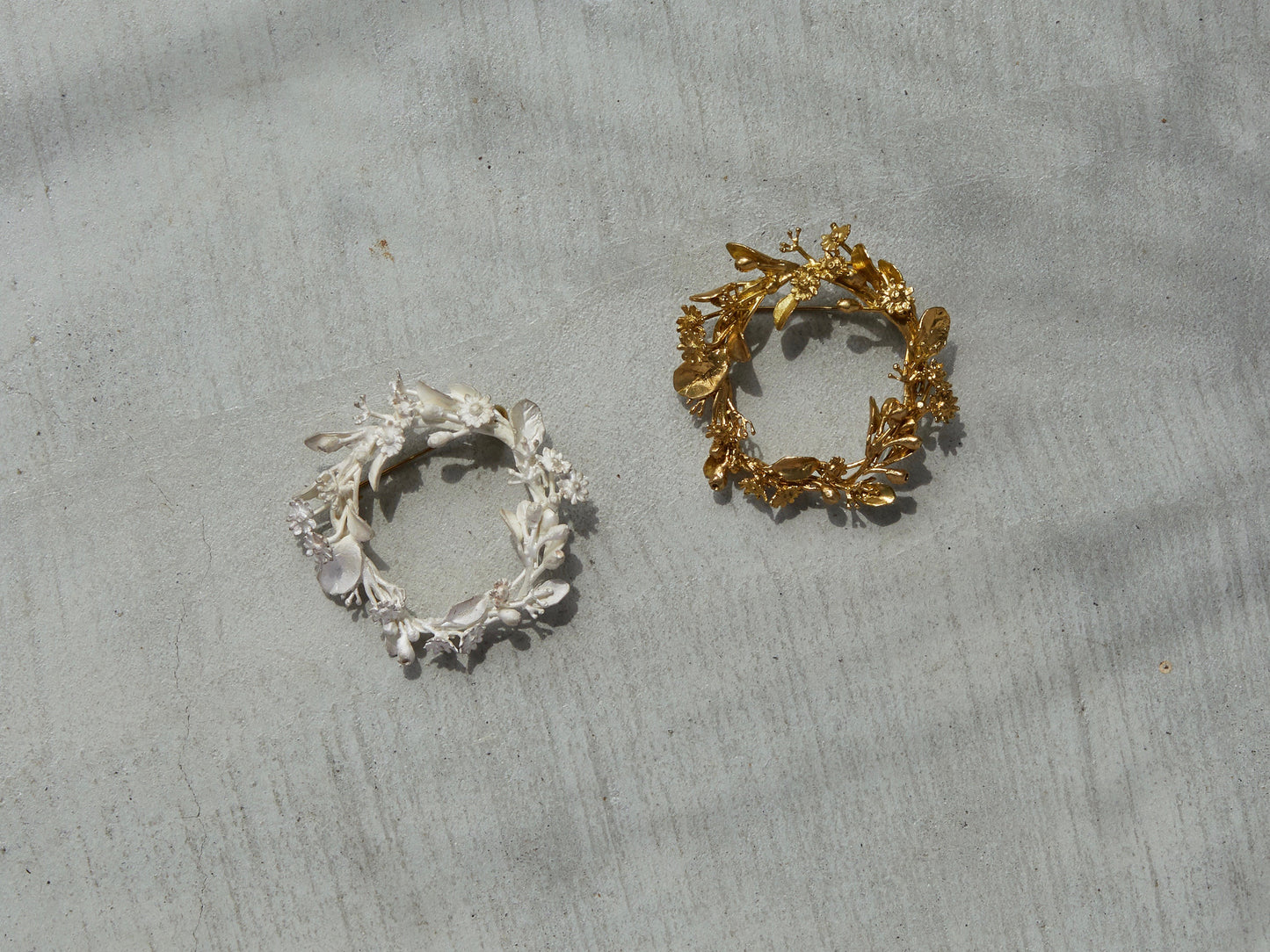 ユーカリのリースブローチ*brass