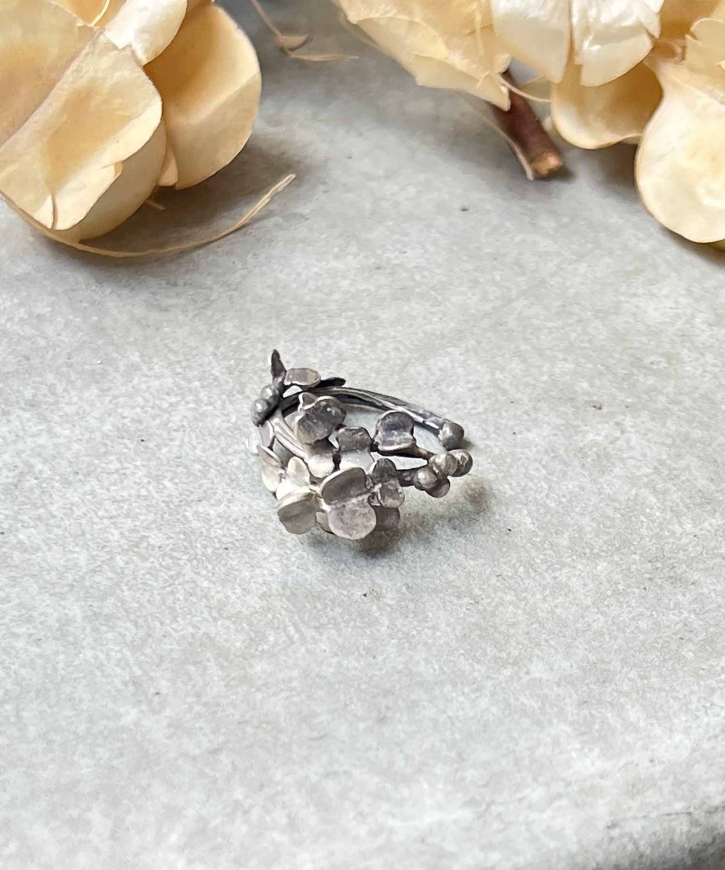 ヤマイモヅルのイヤーカフ*silver