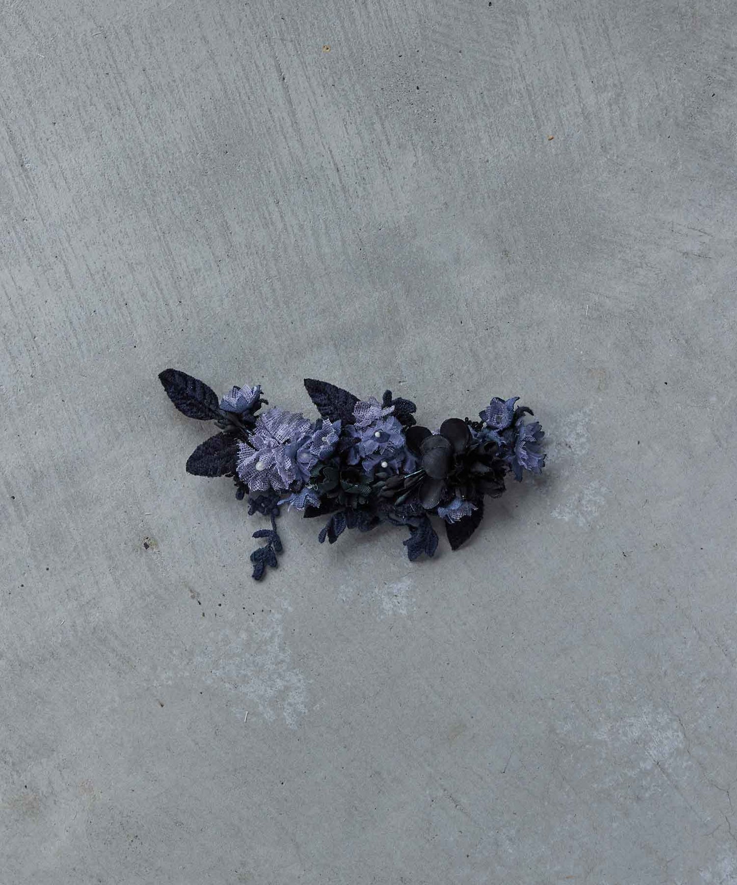 ツルリーフとお花のクリップ