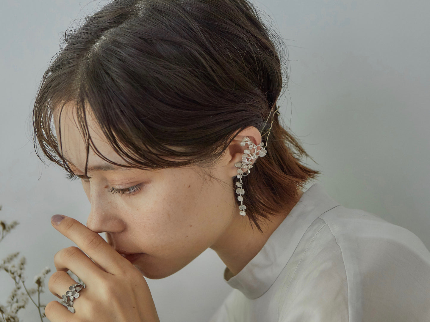 ヤマイモヅルのイヤークリップ