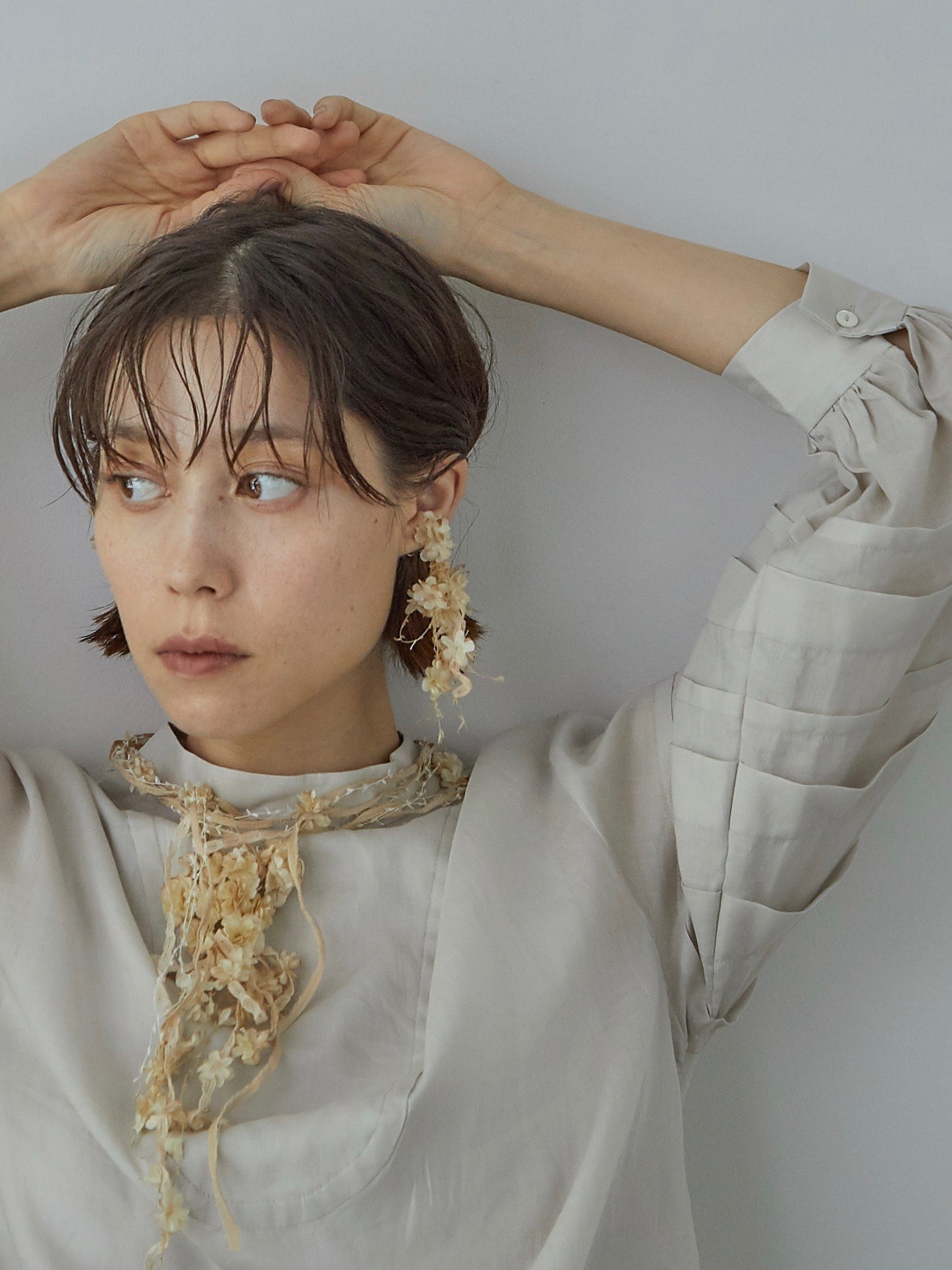 1612-E clip-on earrings