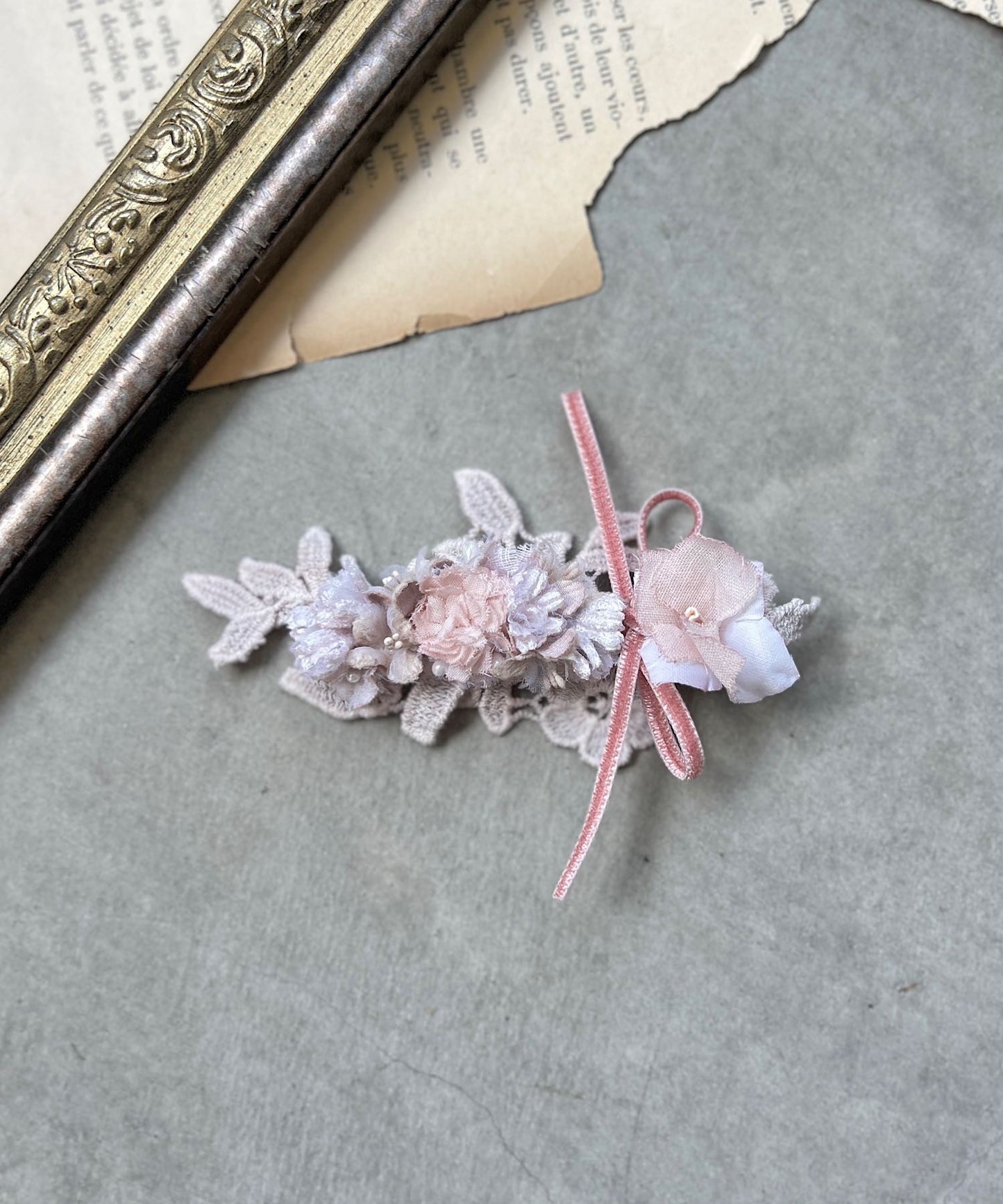 ベルベットリボンとお花のクリップ