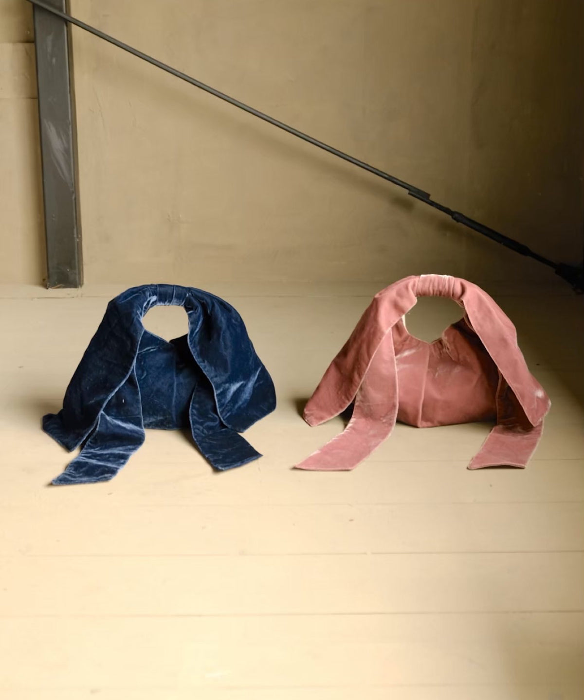 ベルベットのリボンバッグ