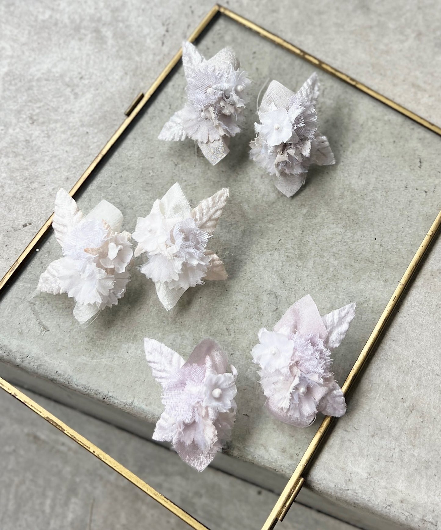 クララとサテンのピアス/イヤリング