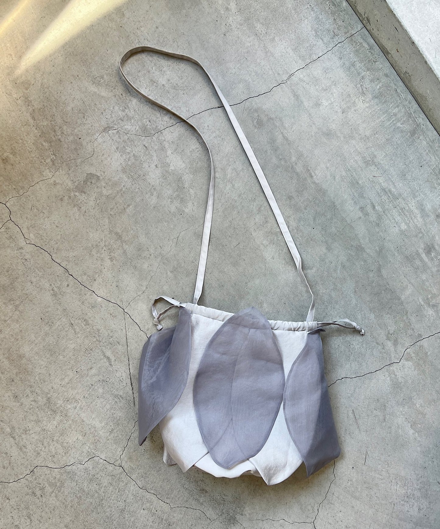 はなびらバッグ