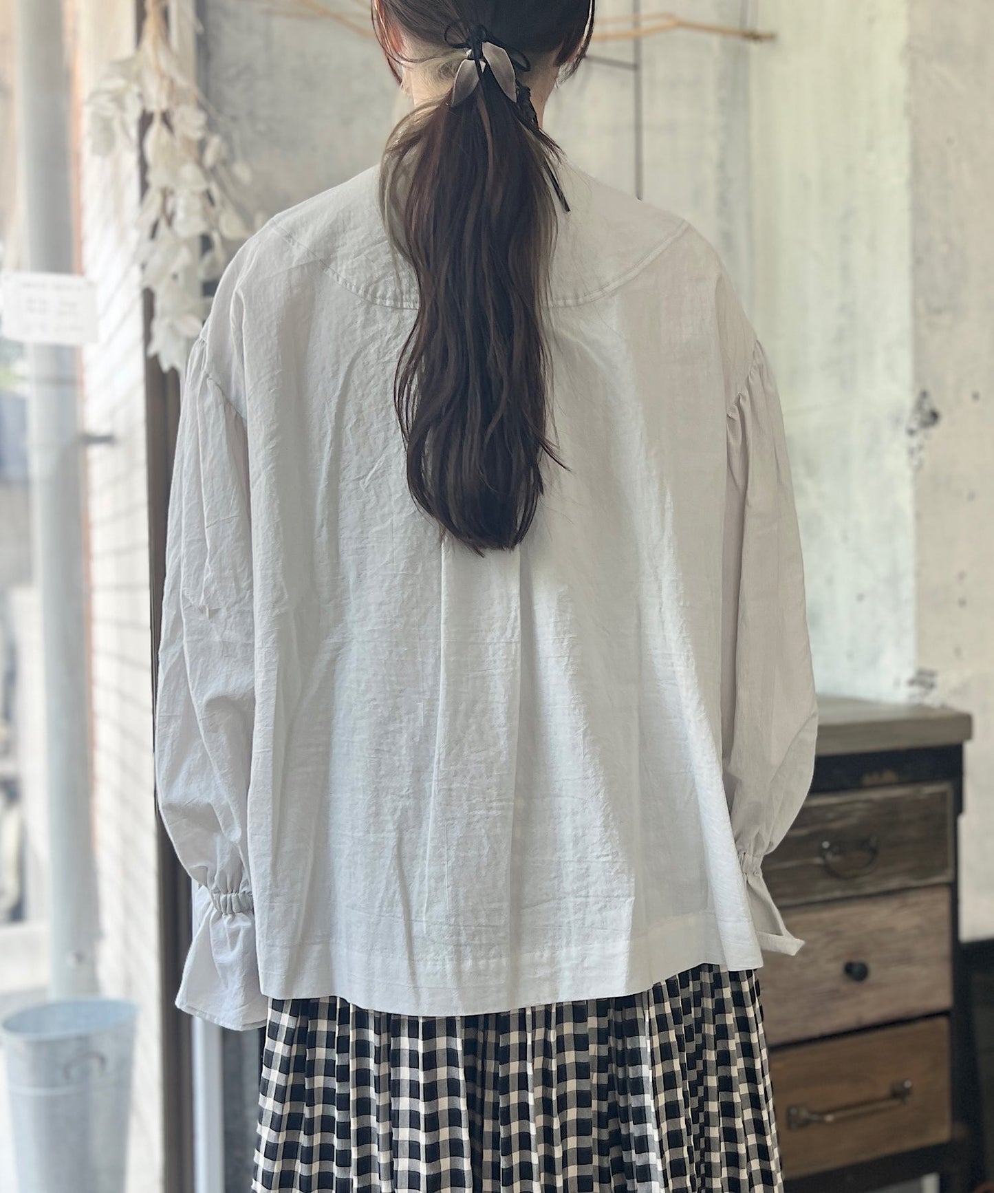 【MAGALI】天日干しコットン ボウタイブラウス