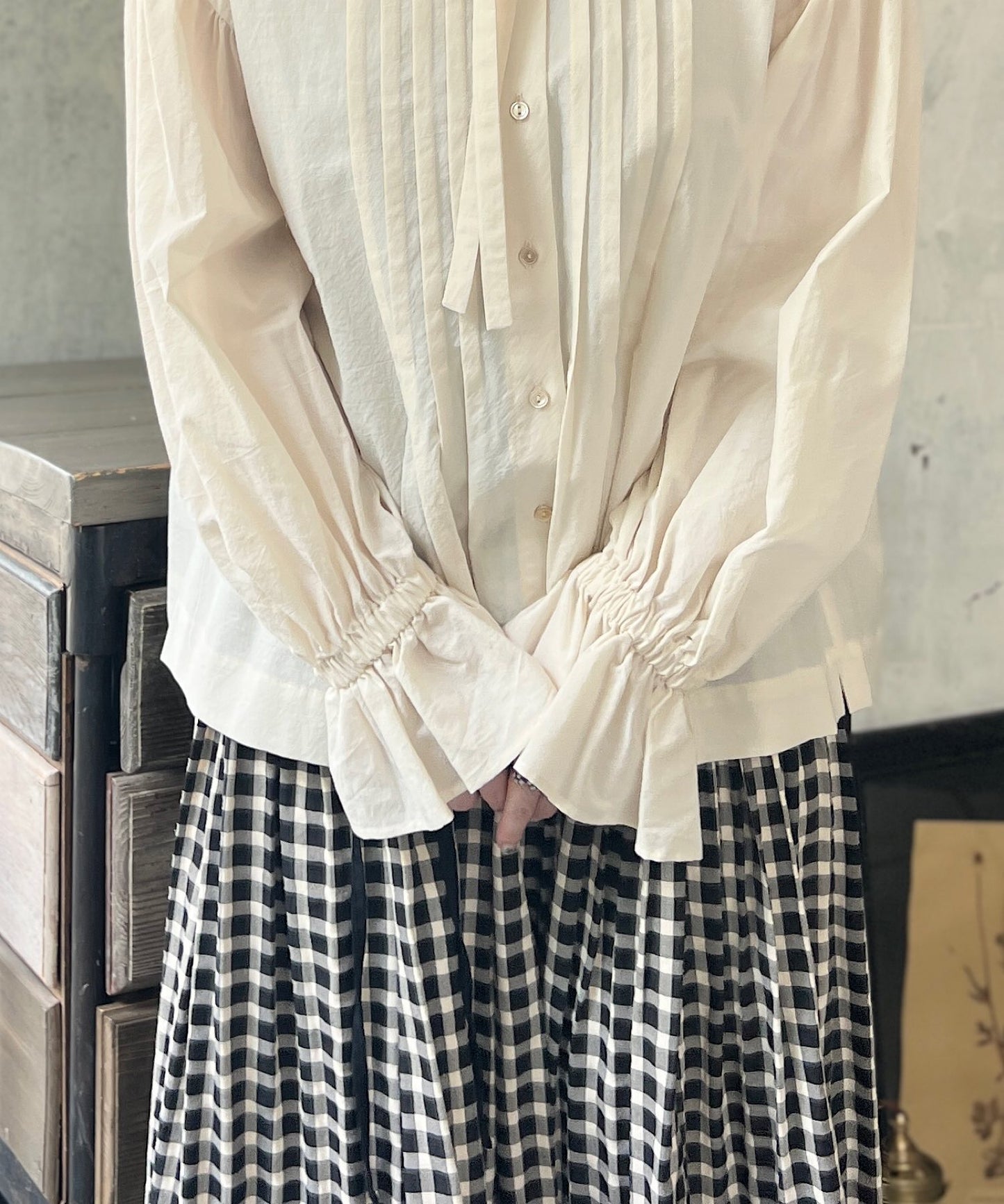 【MAGALI】天日干しコットン ボウタイブラウス
