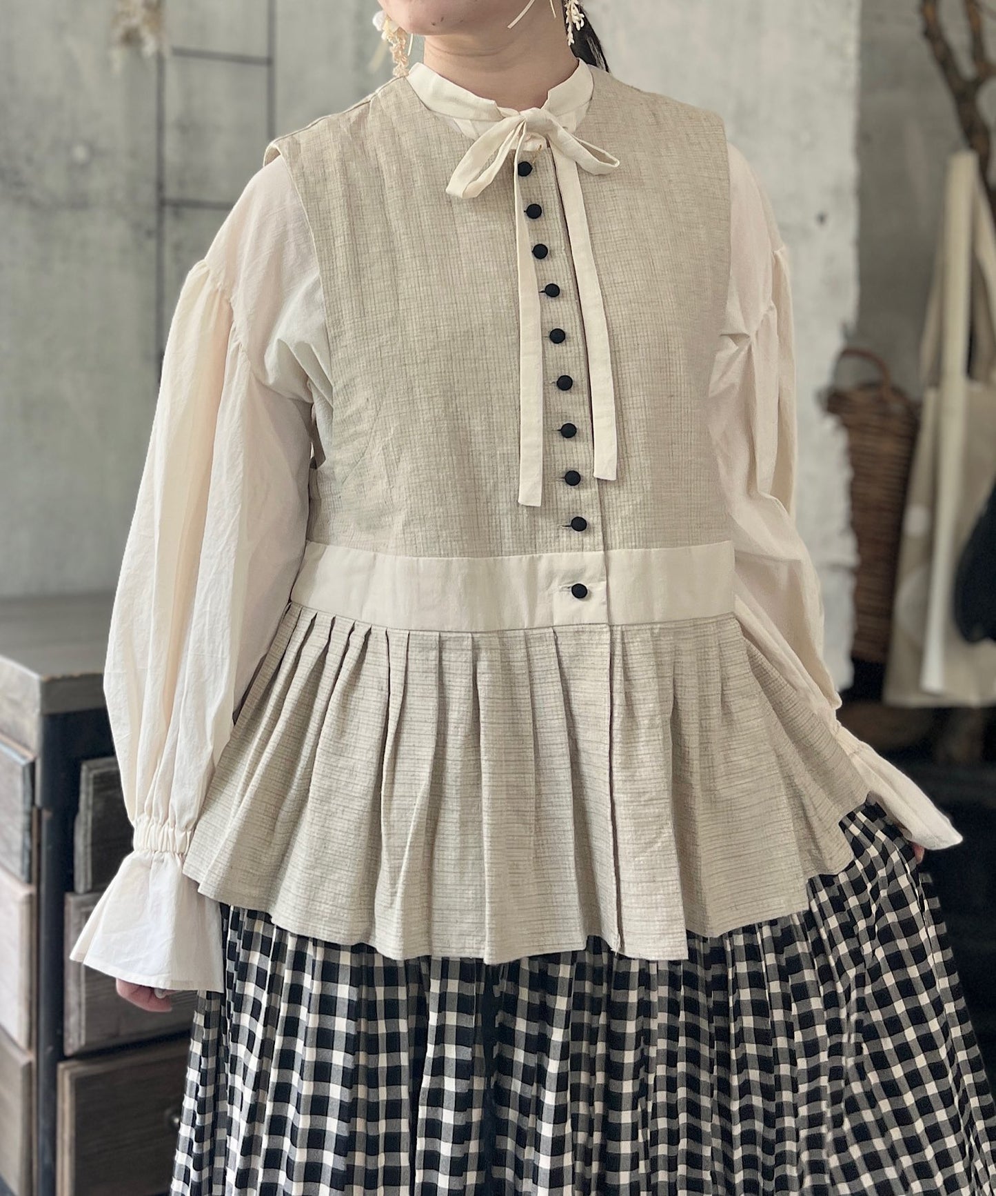 【MAGALI】天日干しコットン ボウタイブラウス