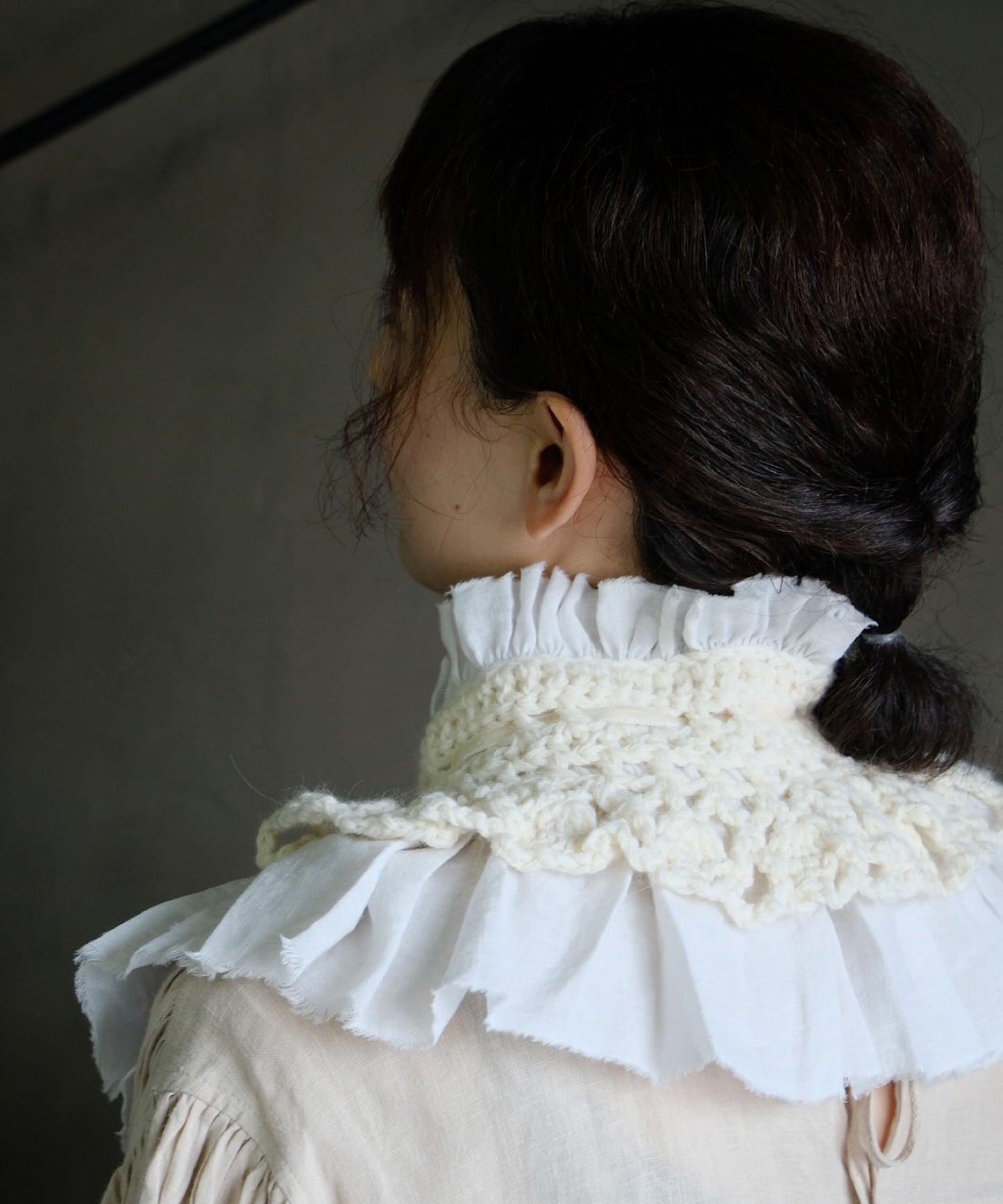 【予約販売】手編みのフリルティペット