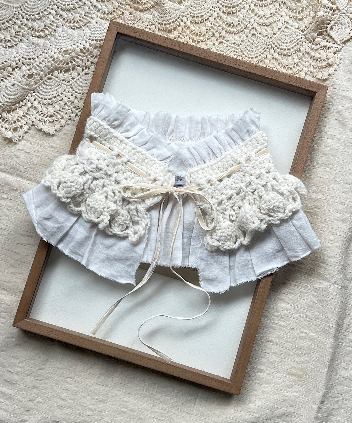 【予約商品】手編みのフリルティペット