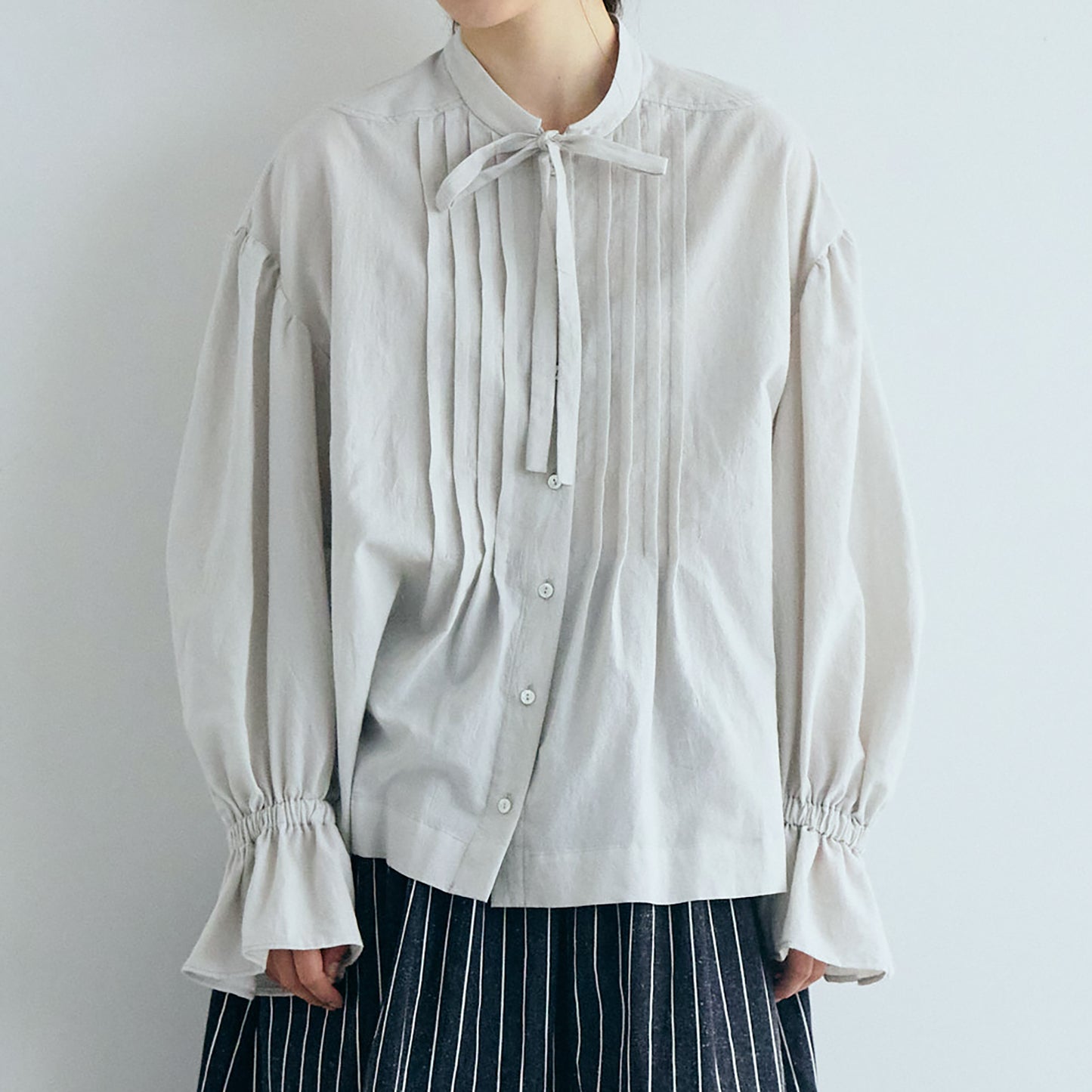 【MAGALI】天日干しコットン ボウタイブラウス