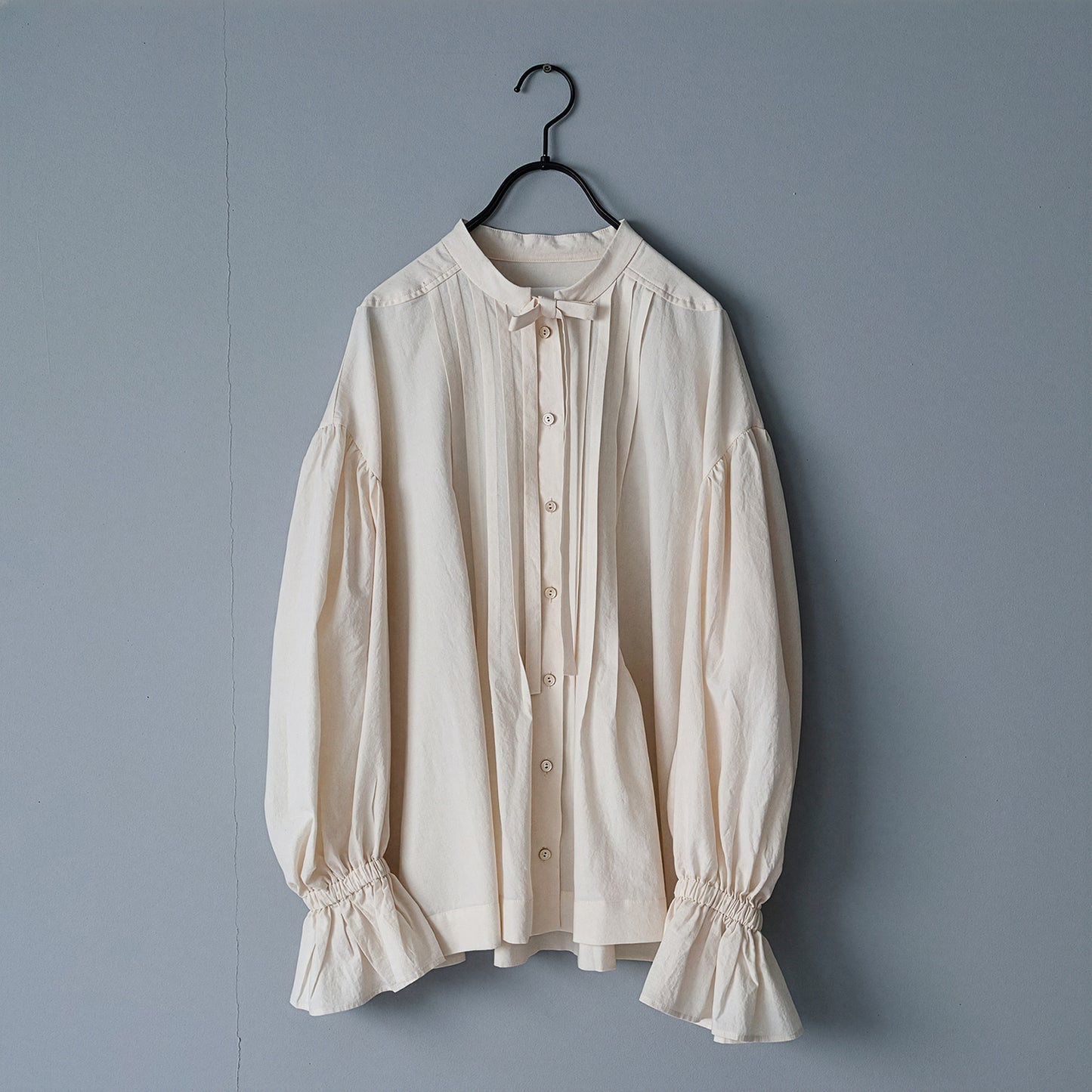 【MAGALI】天日干しコットン ボウタイブラウス