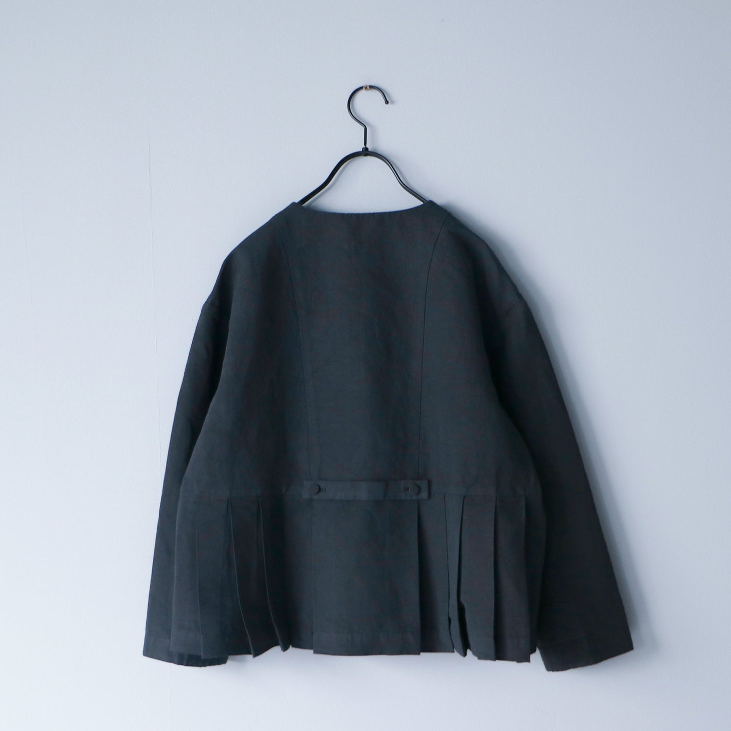 【MAGALI】ハイカウントコットンリネン・ダブルボタンジャケット