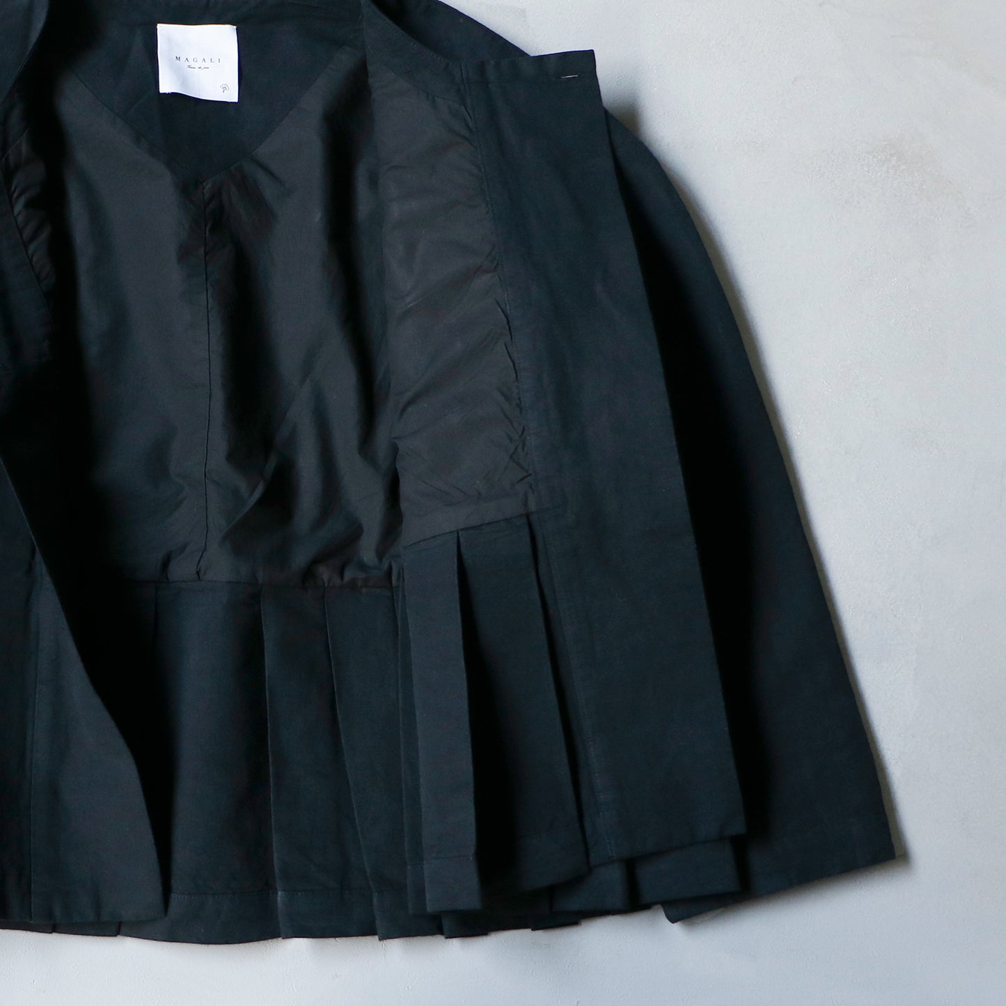 【MAGALI】ハイカウントコットンリネン・ダブルボタンジャケット