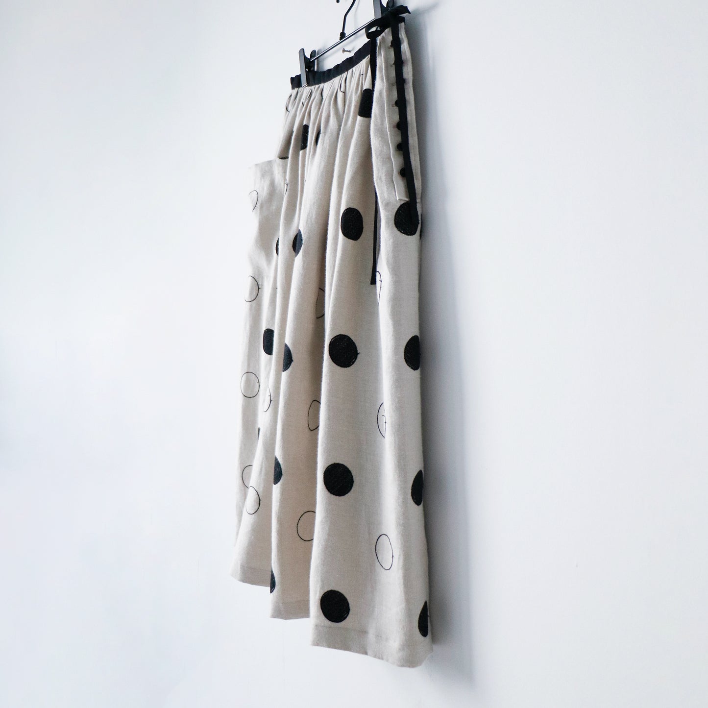 【MAGALI】RONDリネン・サイドボタンスカート