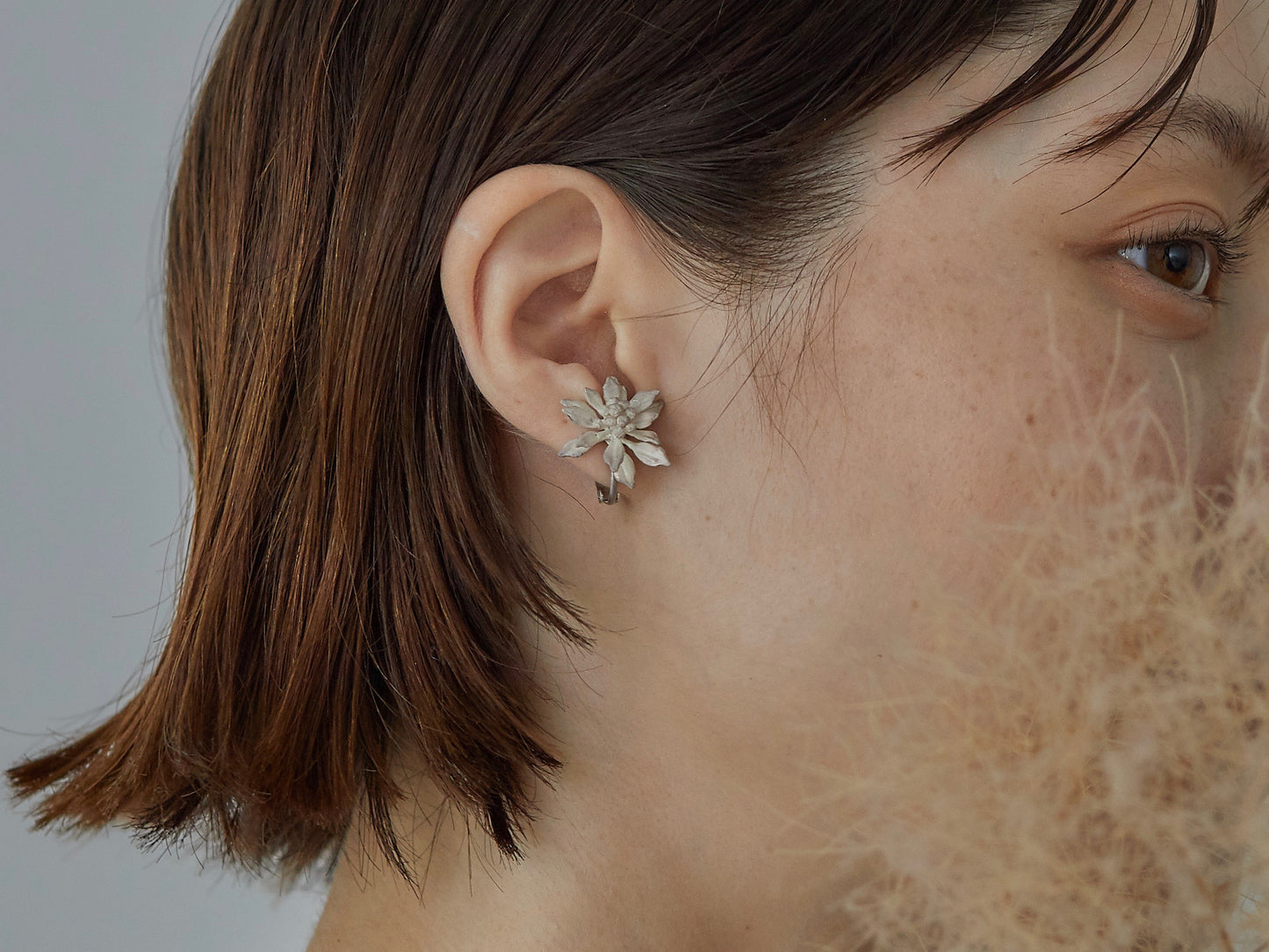 2742-E  clip-on earrings SV