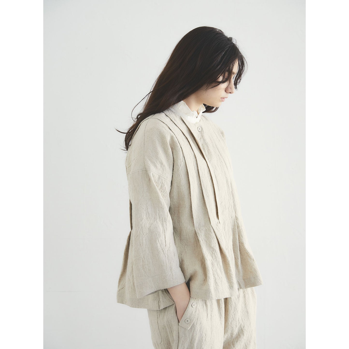 ［MAGALI］トリプルウォッシュリネン・タックジャケット